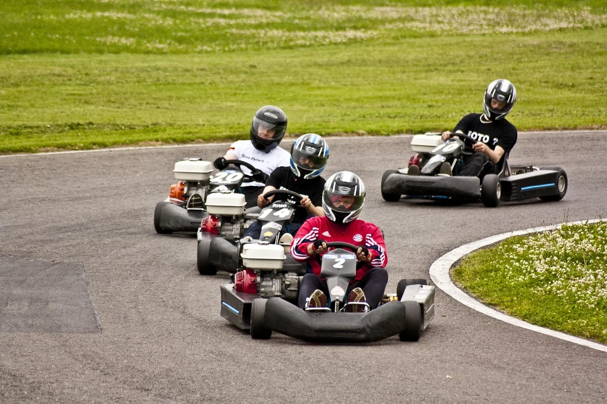 Techniques de pilotage : ce que le karting a appris à la F1